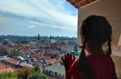 Maja Kopycinska_Pszczolki Panorama Poznania - wieza widokowa